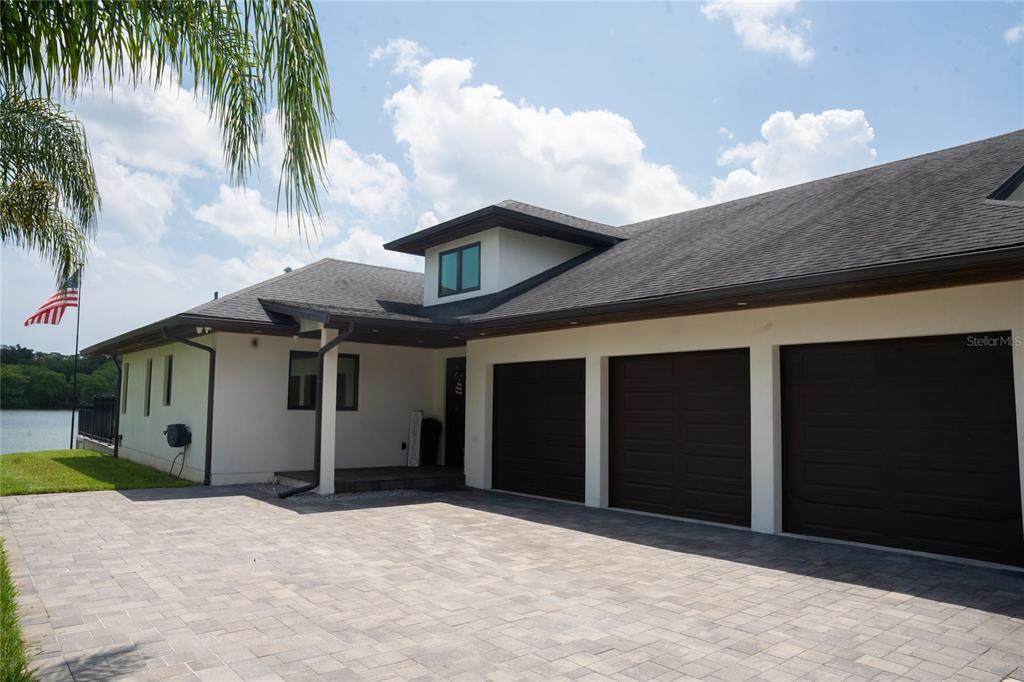 995 Stacy Lane - Photo 1