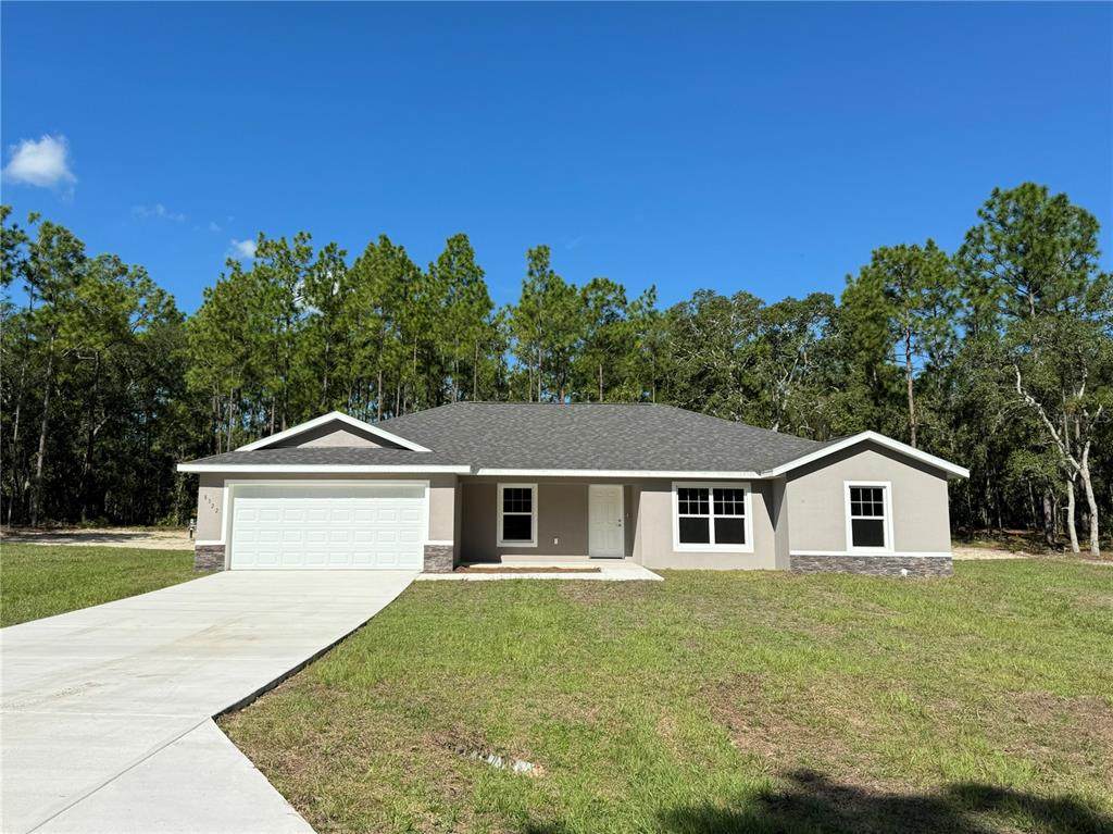 8322 135th Avenue - Photo 1