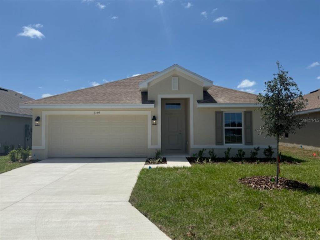 2154 23RD Loop - Photo 1