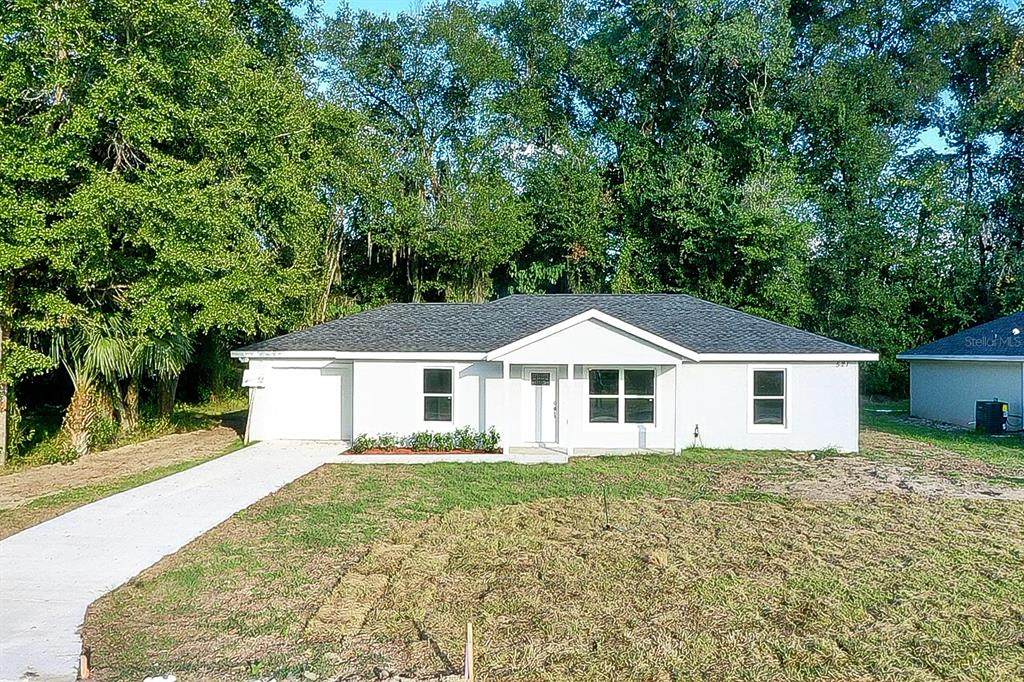 521 15TH Avenue - Photo 1