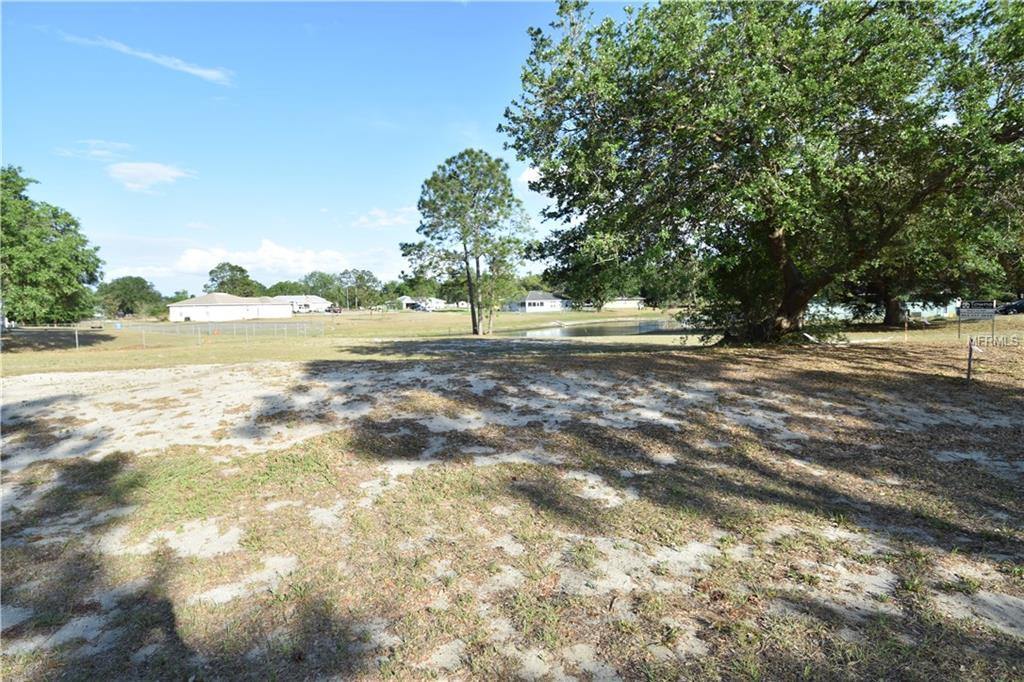 2884 Pondview Drive - Photo 1