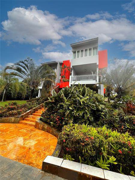 Roberto Clemente Str Ext. San Agustin - Photo 1
