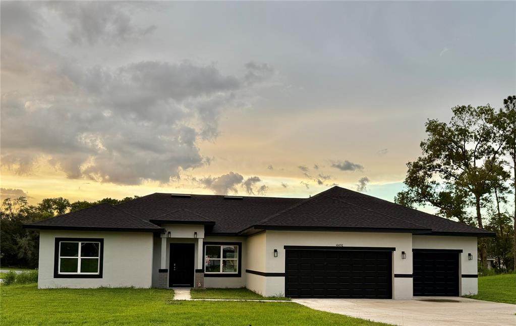 4491 151 Street - Photo 1
