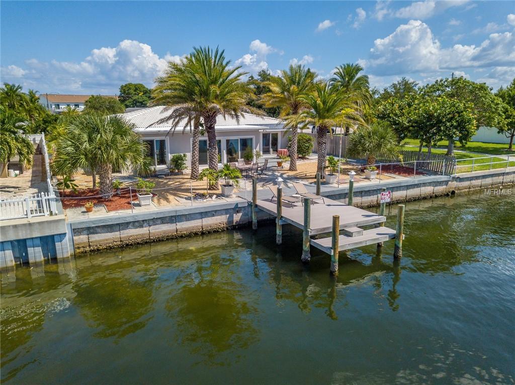 9020 Gulf Boulevard - Photo 1