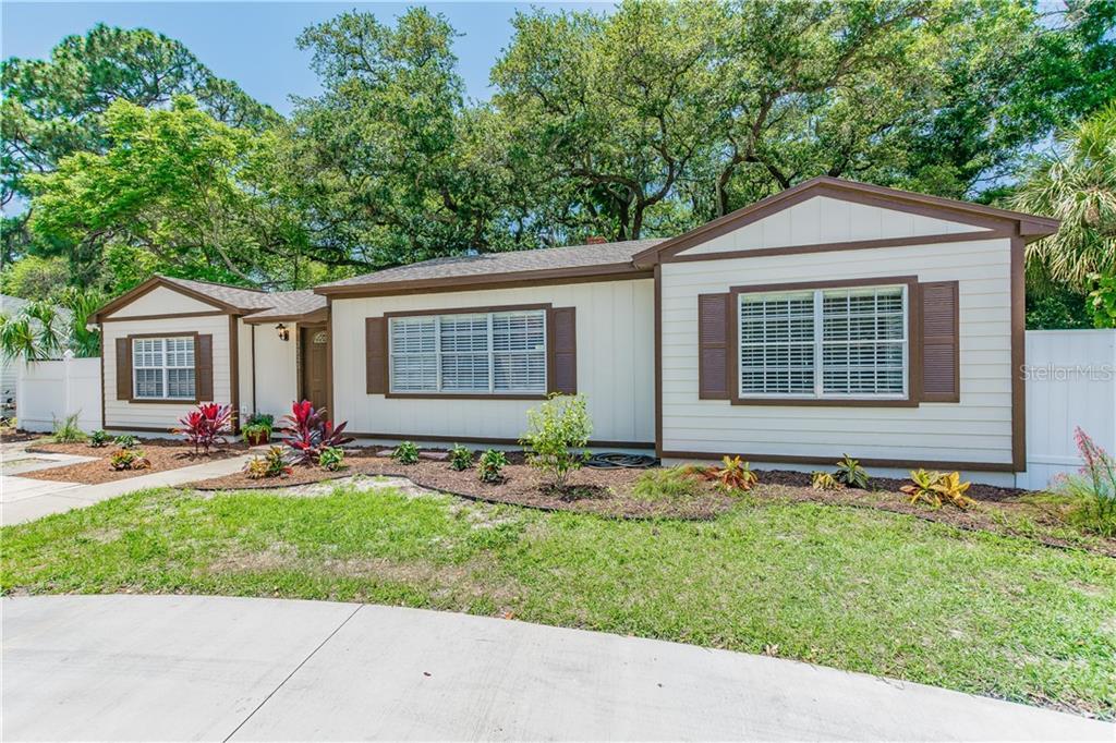 3325 Manhattan Avenue - Photo 1