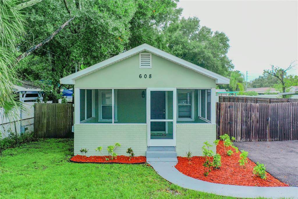 608 Lincoln Avenue - Photo 1