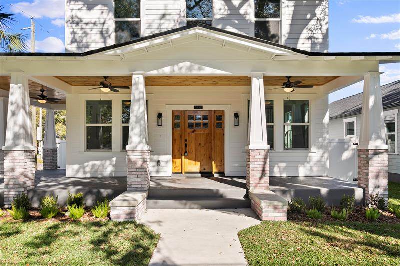 502 Robles Street - Photo 1