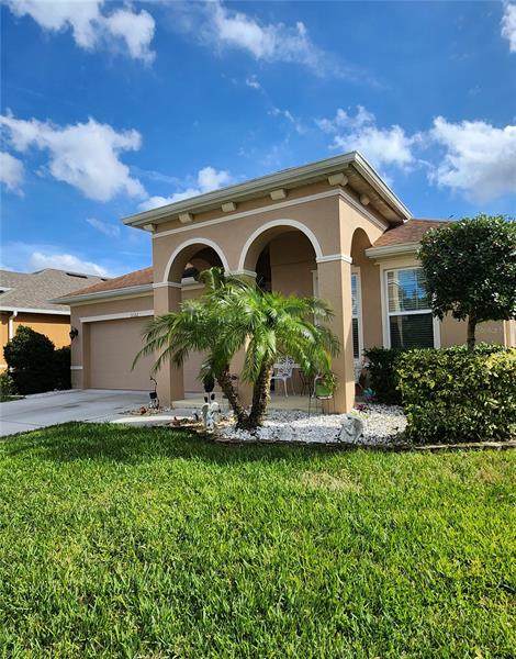 5102 Suncatcher Drive - Photo 1