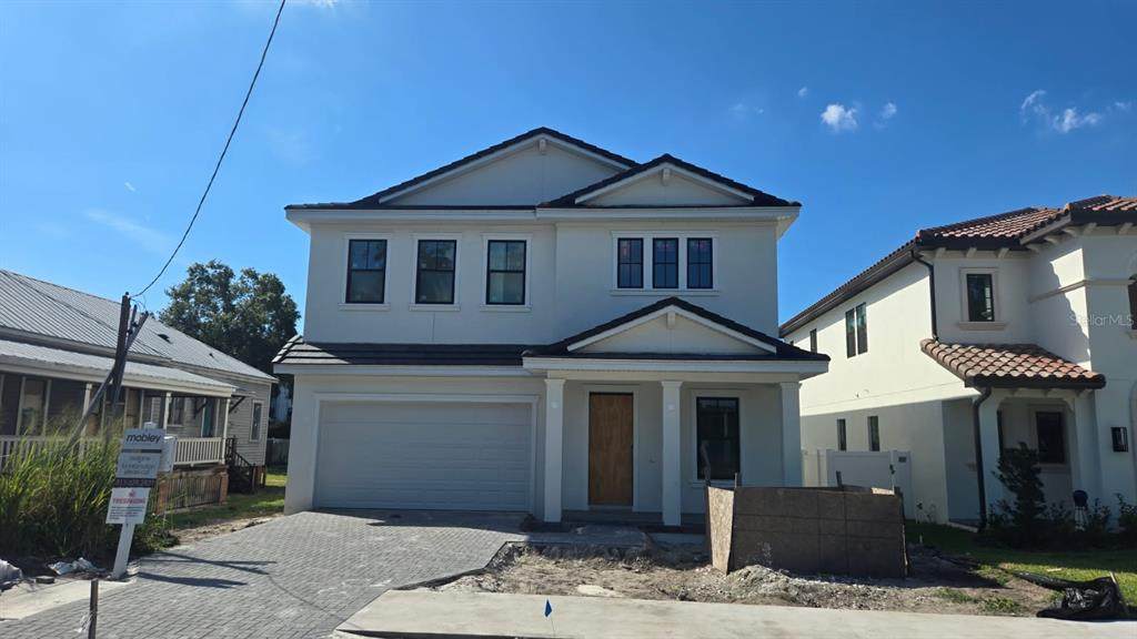 318 Park Avenue - Photo 1