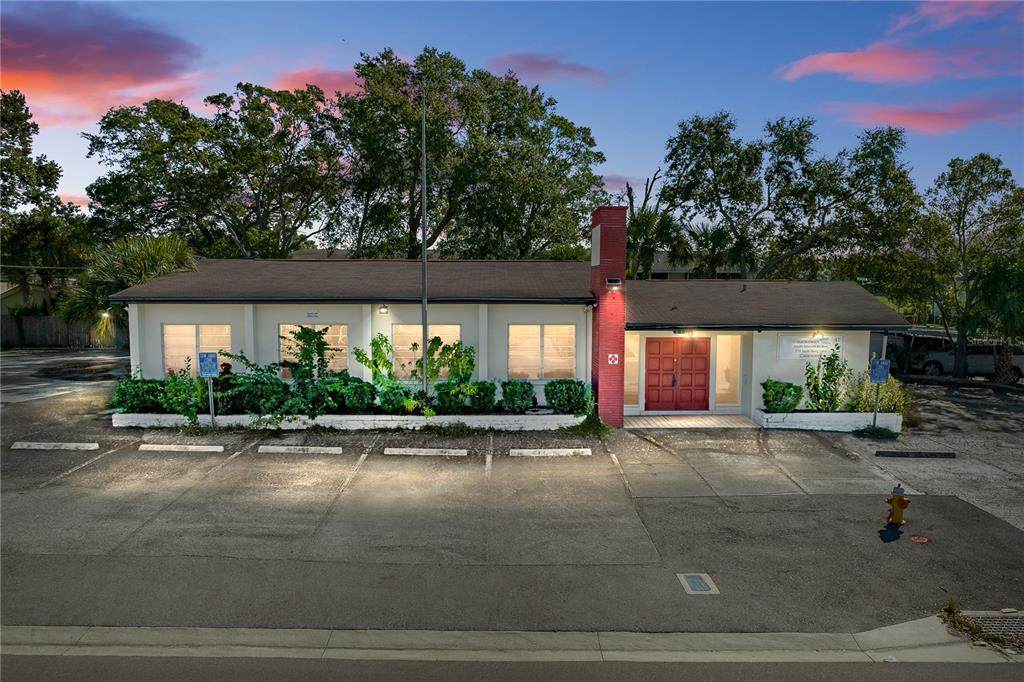 219 Betty Lane - Photo 1