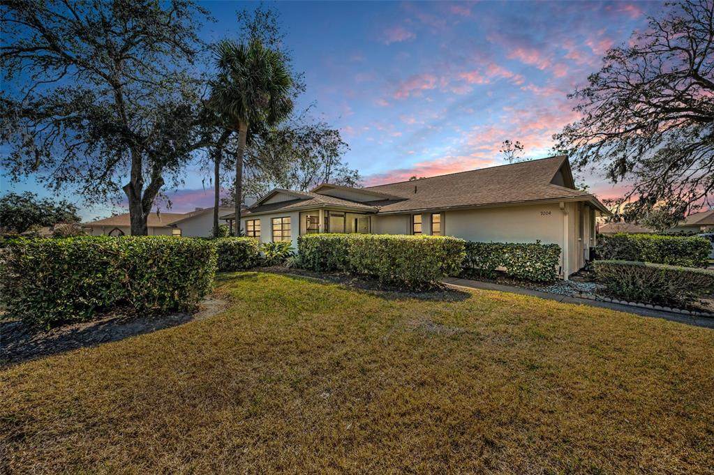 9204 Golf View Drive - Photo 1