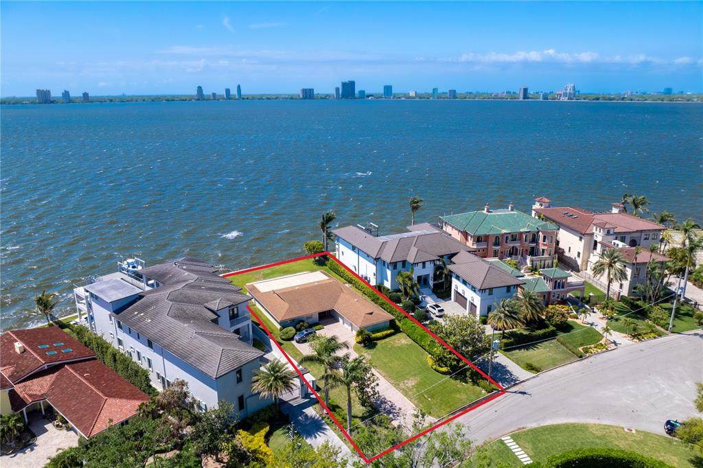 80 Martinique Avenue - Photo 1