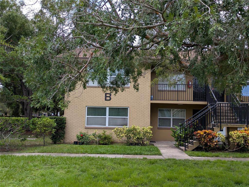 2500 Harn Boulevard - Photo 1
