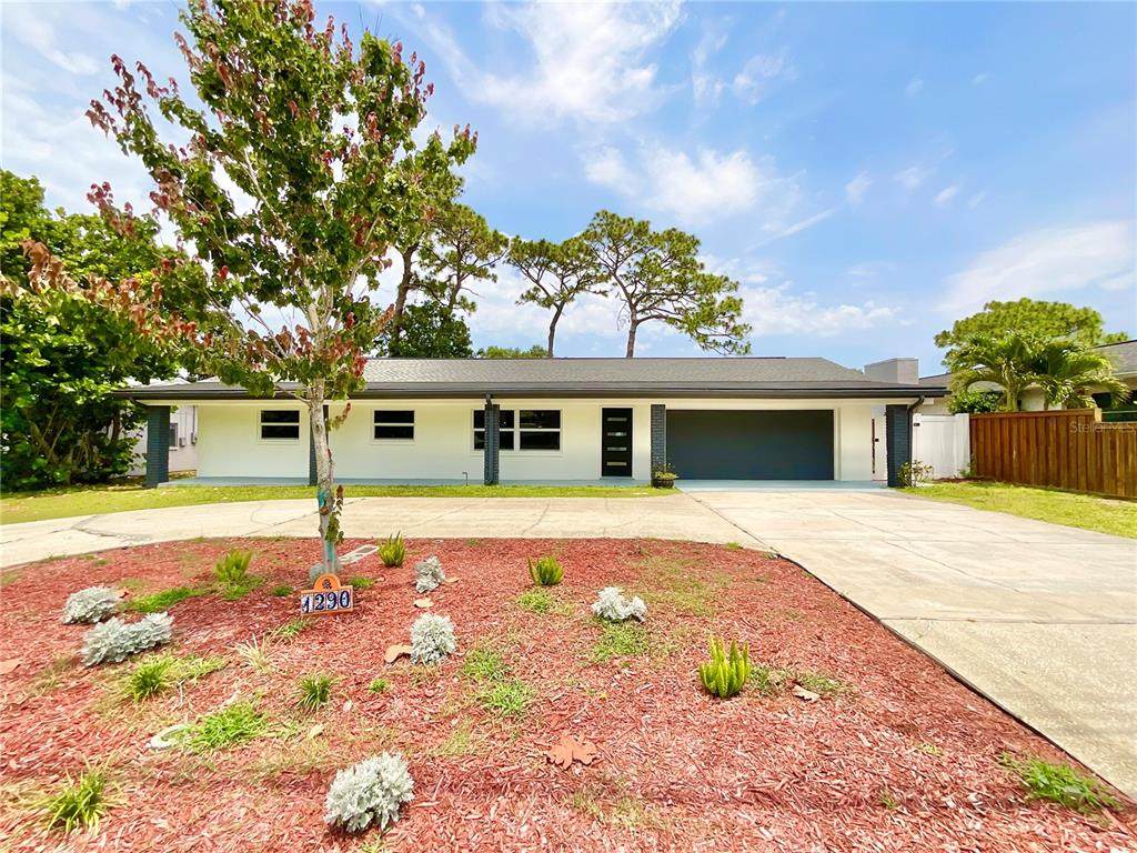 1290 Michigan Boulevard - Photo 1