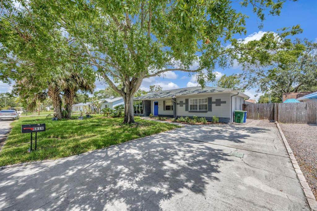 4619 Bay Villa Avenue - Photo 1