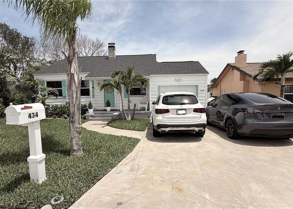 434 77TH Avenue - Photo 1