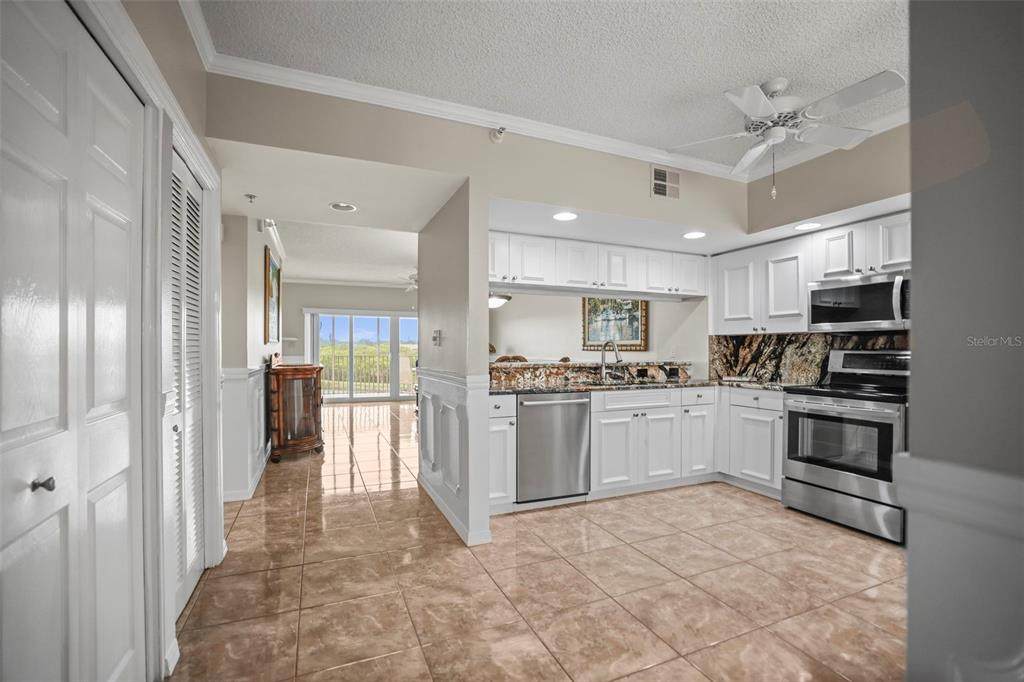 6450 Shoreline Dr Drive - Photo 1