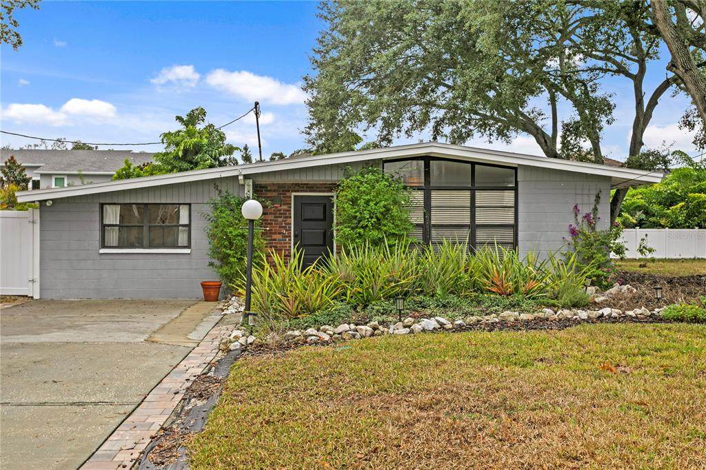 2407 Lois Avenue - Photo 1