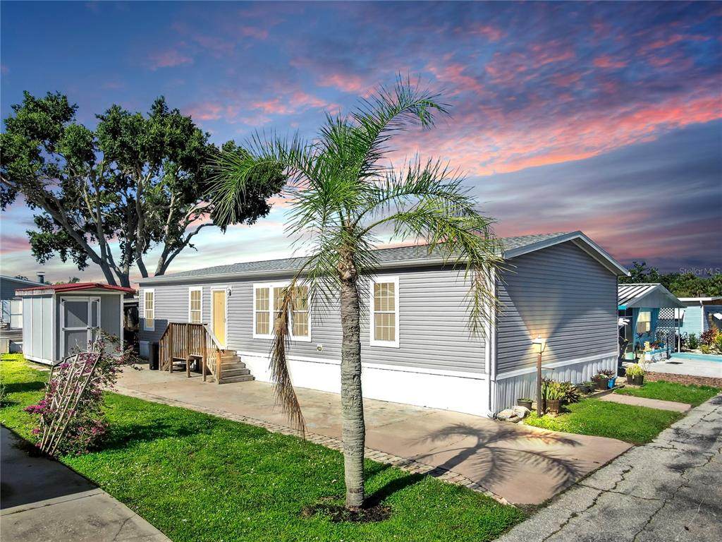 420 49TH Street - Photo 1