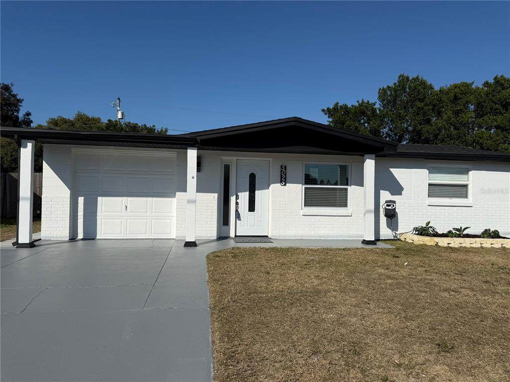 5025 State Road 54 - Photo 1