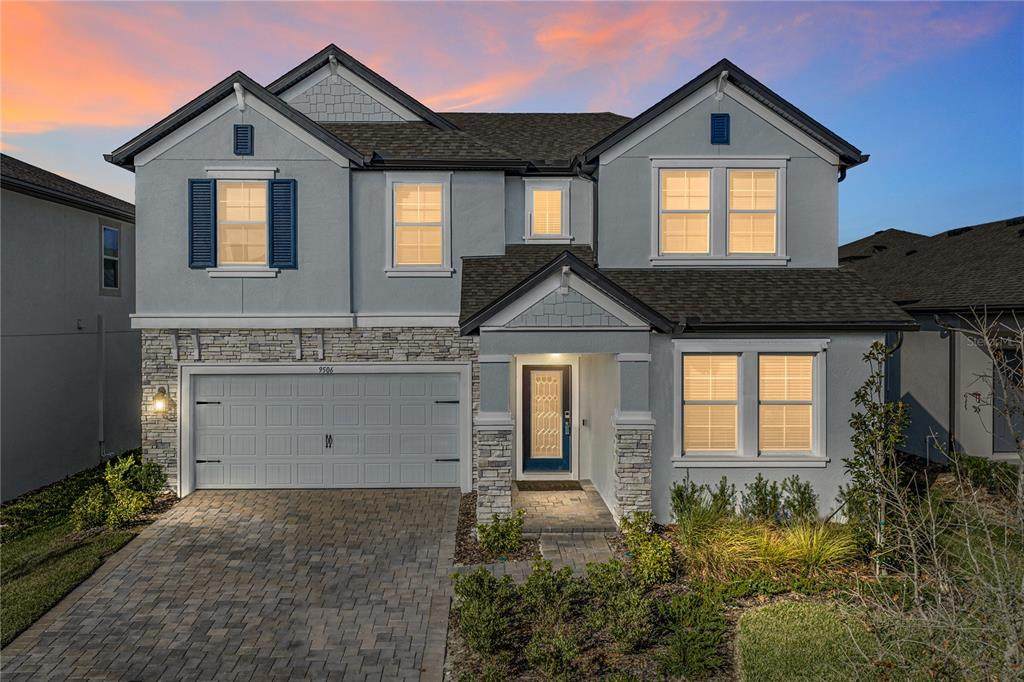 9506 Crescent Ray Drive - Photo 1