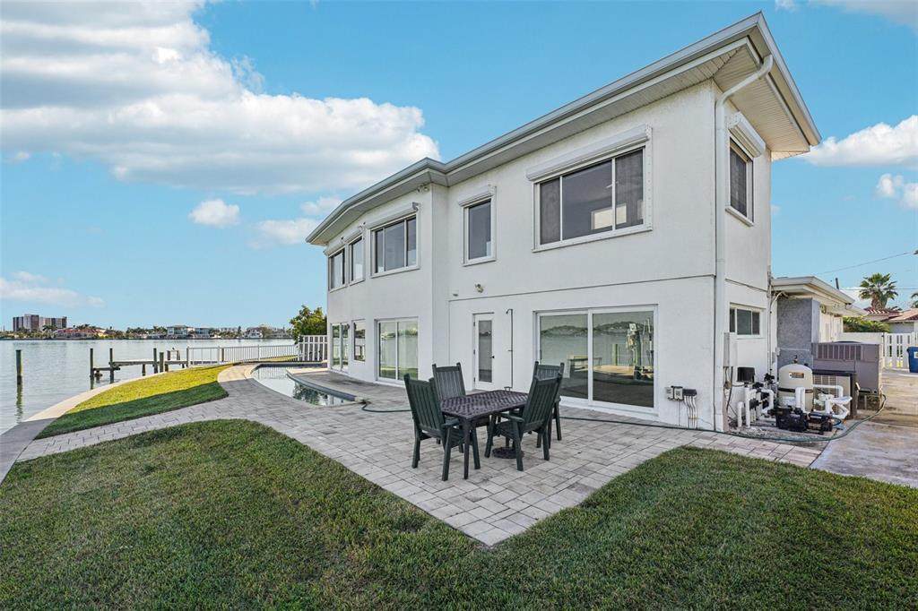 11055 6TH Street - Photo 1