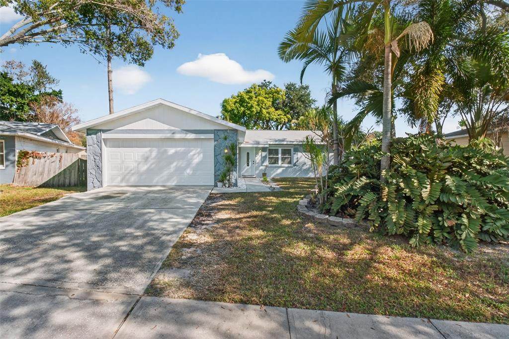 7227 118TH Circle - Photo 1