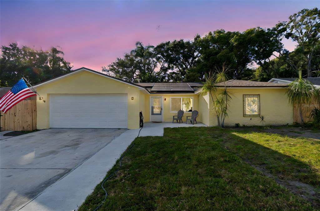2195 Glen Drive - Photo 1