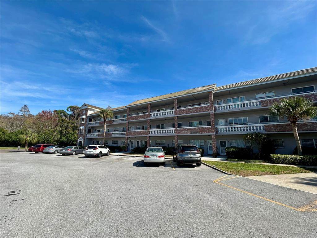 2461 Rhodesian Drive - Photo 1