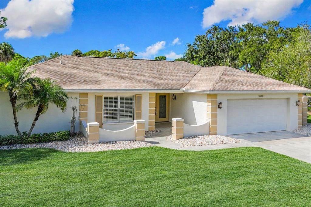 3522 Ferndell - Photo 1