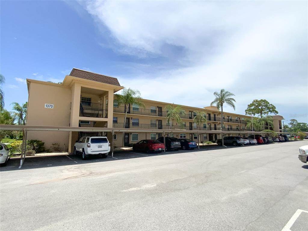 1370 Heather Ridge Boulevard - Photo 1