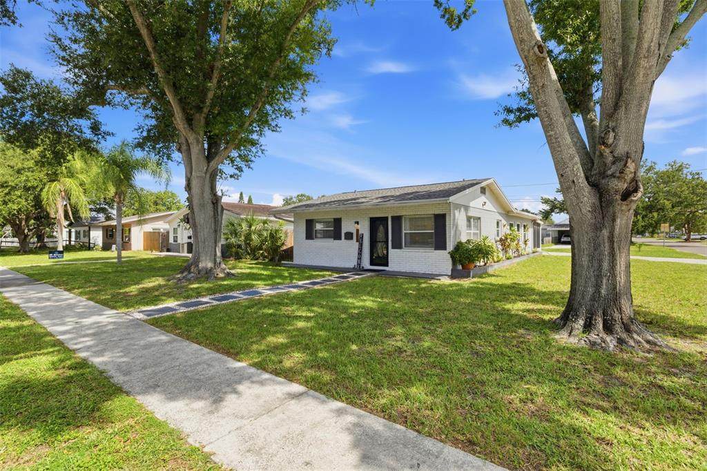 801 89TH Avenue - Photo 1