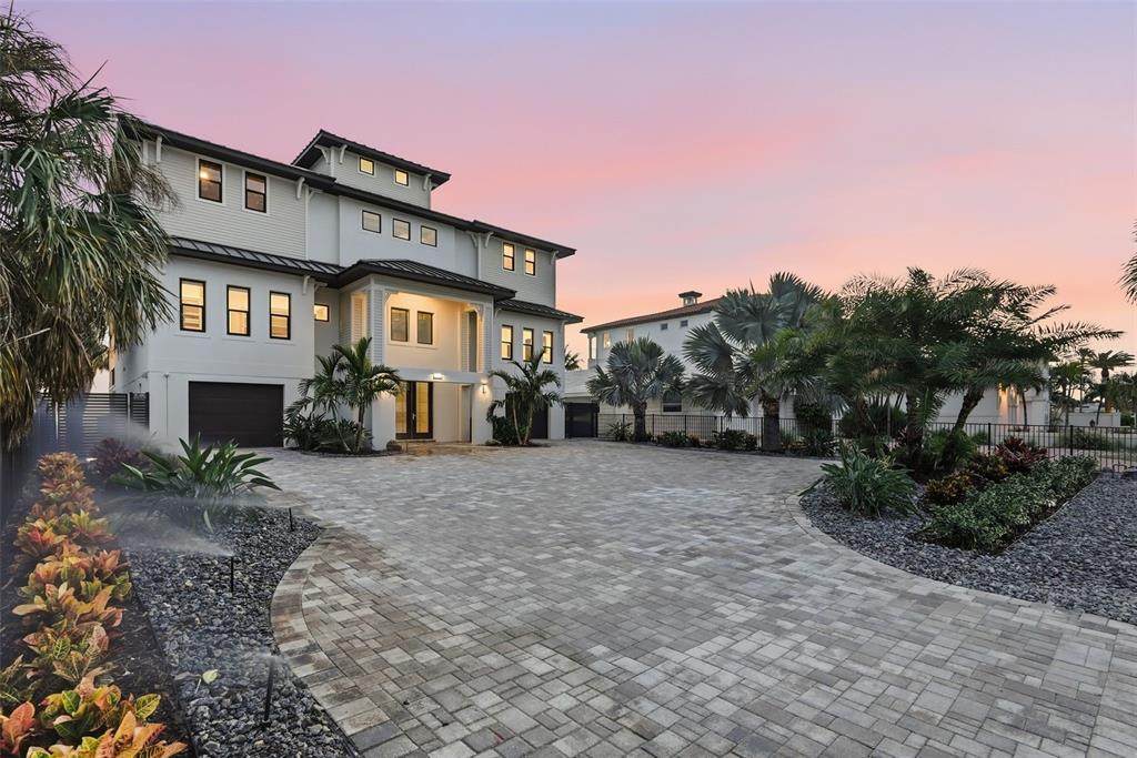 15908 Gulf Boulevard - Photo 1