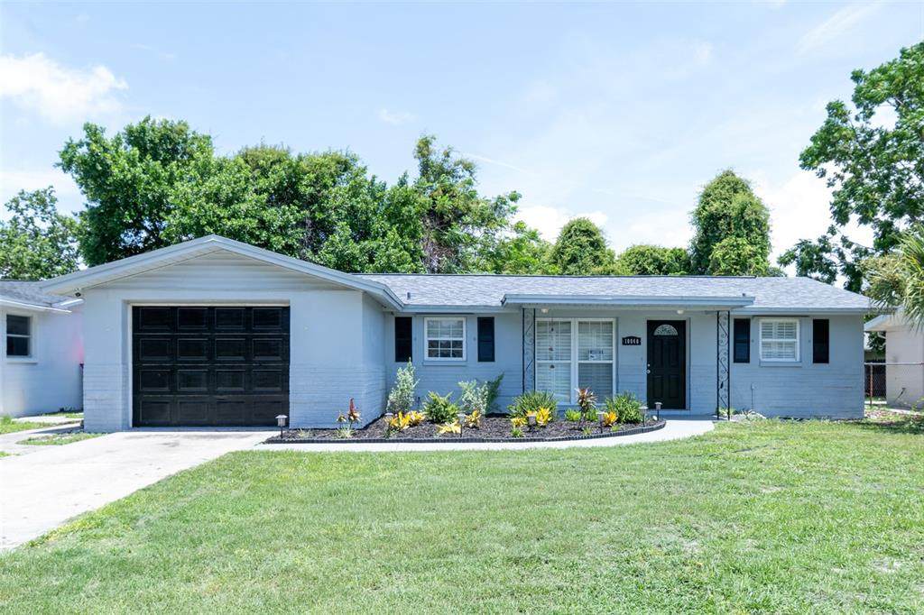 10840 Norwood Avenue - Photo 1
