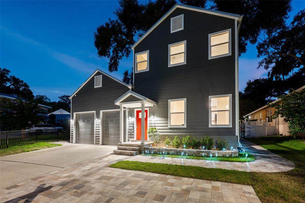 1513 Park Circle - Photo 1