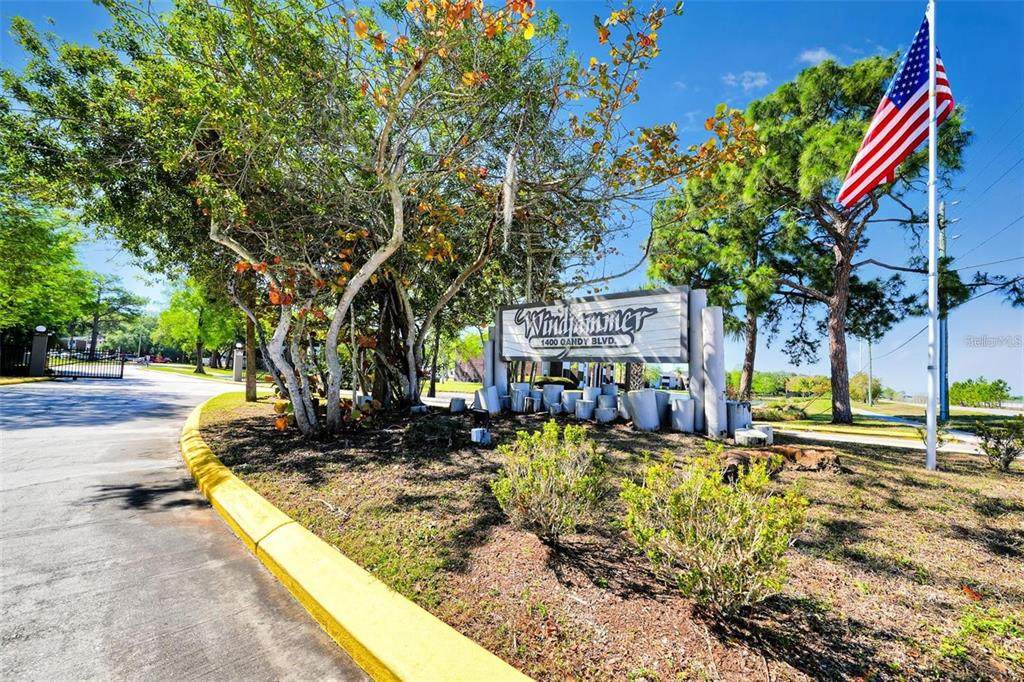 1400 Gandy Boulevard - Photo 1