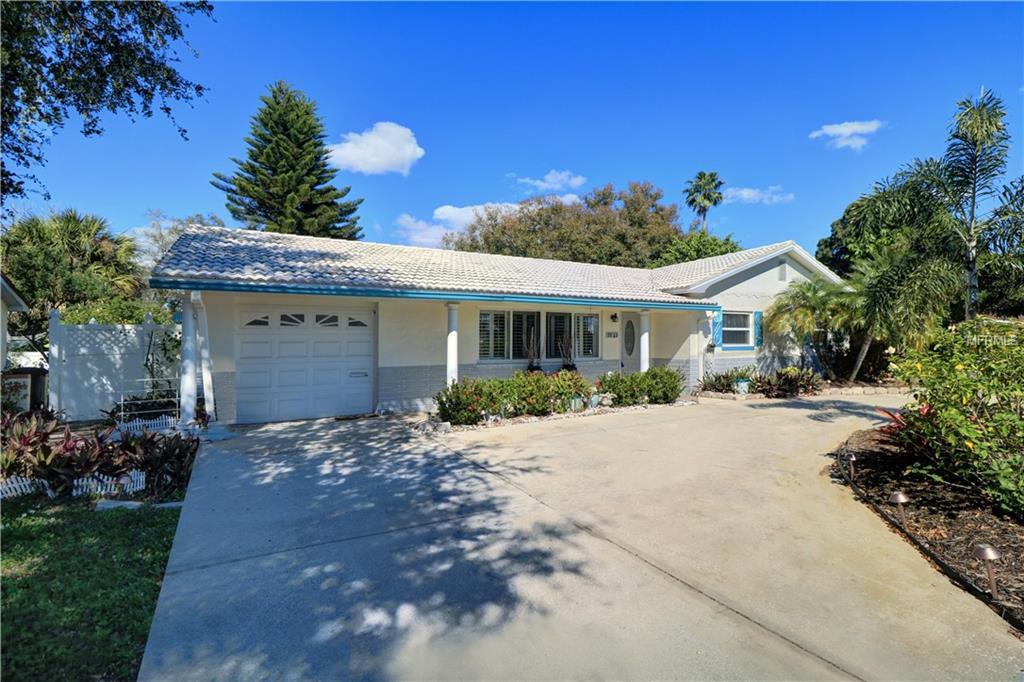 7823 Causeway Boulevard - Photo 1