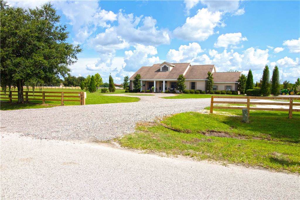 18531 Lithia Ranch Road - Photo 1 18531 Lithia Ranch Road - Photo 1