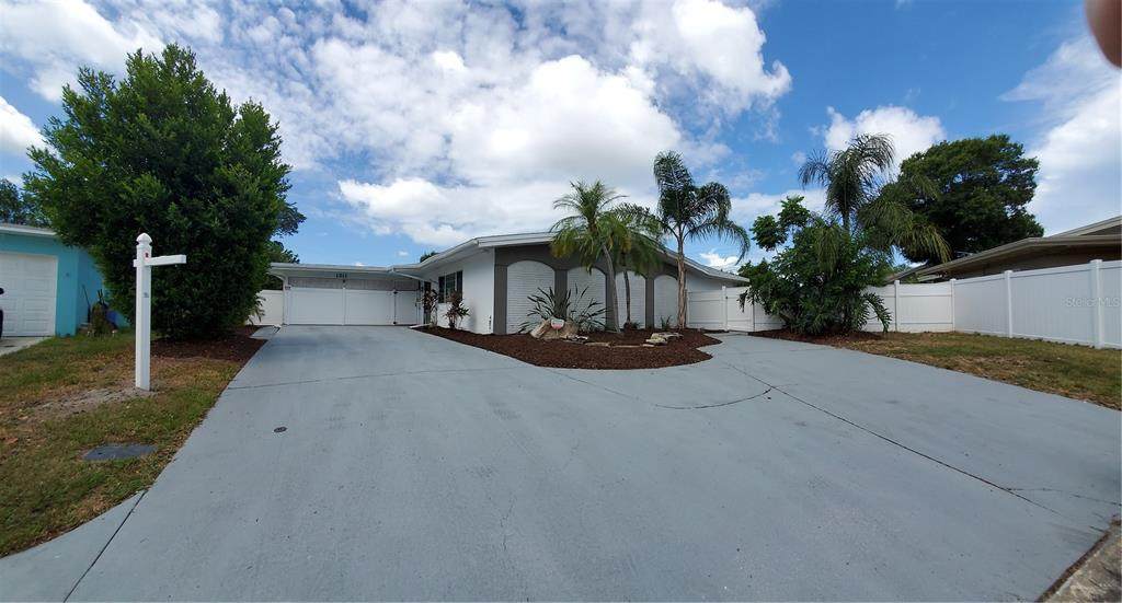 1311 Oxford Court - Photo 1
