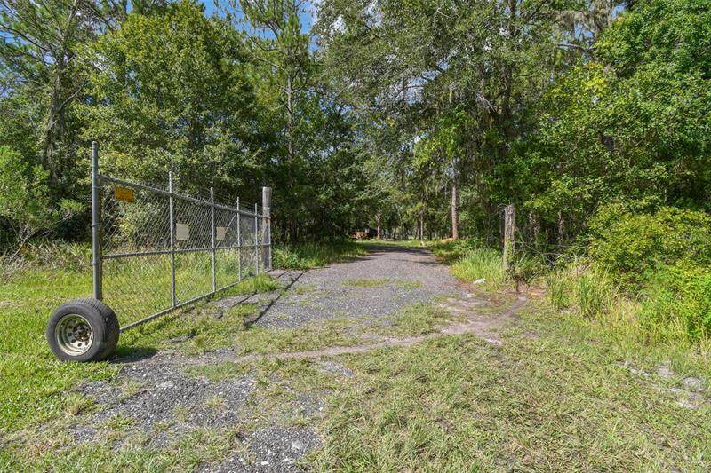 10950 U.S. Highway 98 N - Photo 1