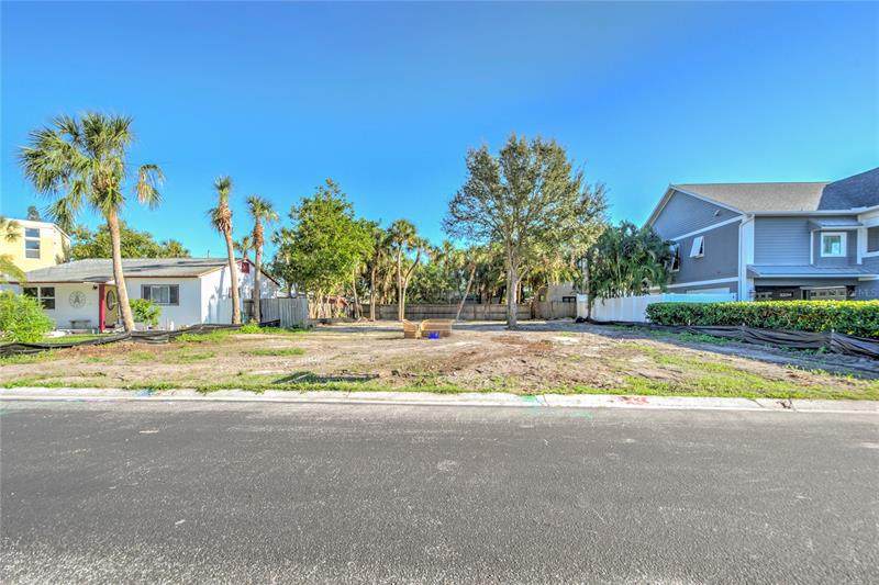 3961 Oleander Way - Photo 1