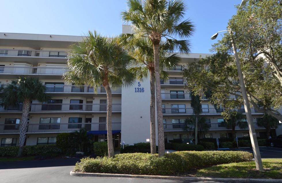 1316 Pasadena Avenue - Photo 1