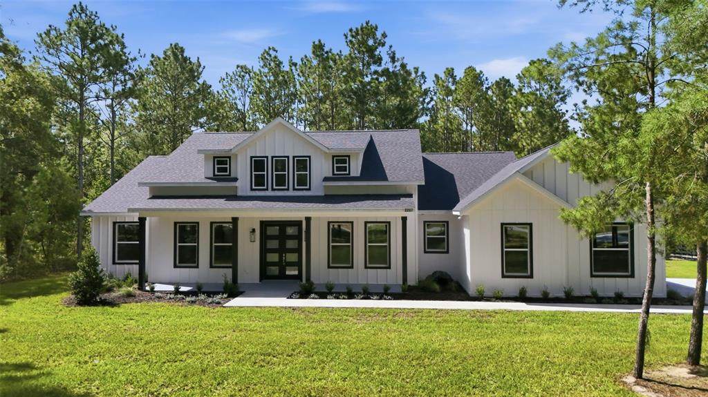 2207 County Road 243E - Photo 1