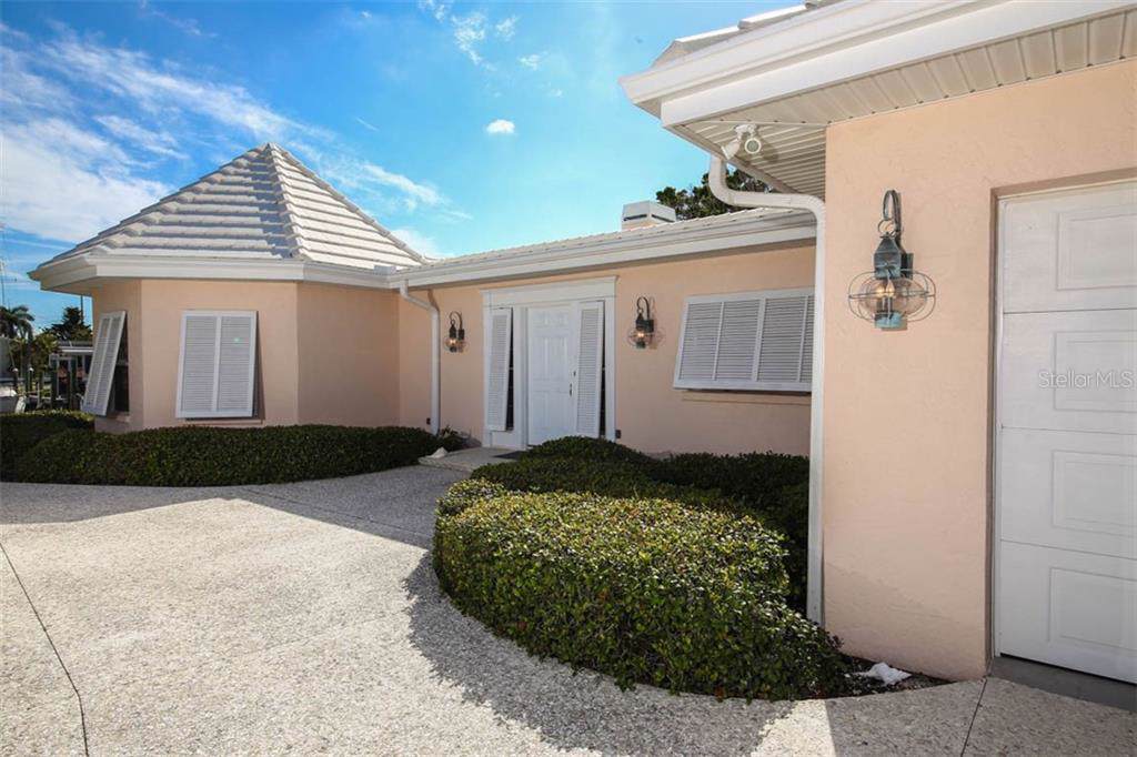 606 Concord Lane - Photo 1