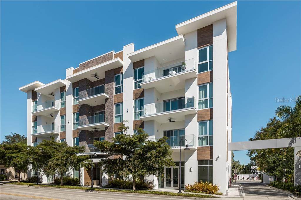 635 Orange Avenue - Photo 1