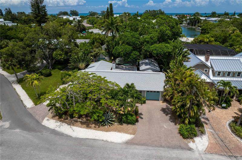 108 Los Cedros Drive - Photo 1
