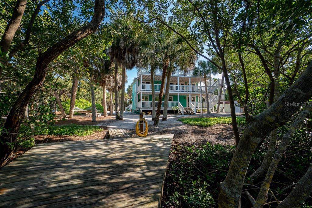 10033 Hel-Lew Court - Photo 1