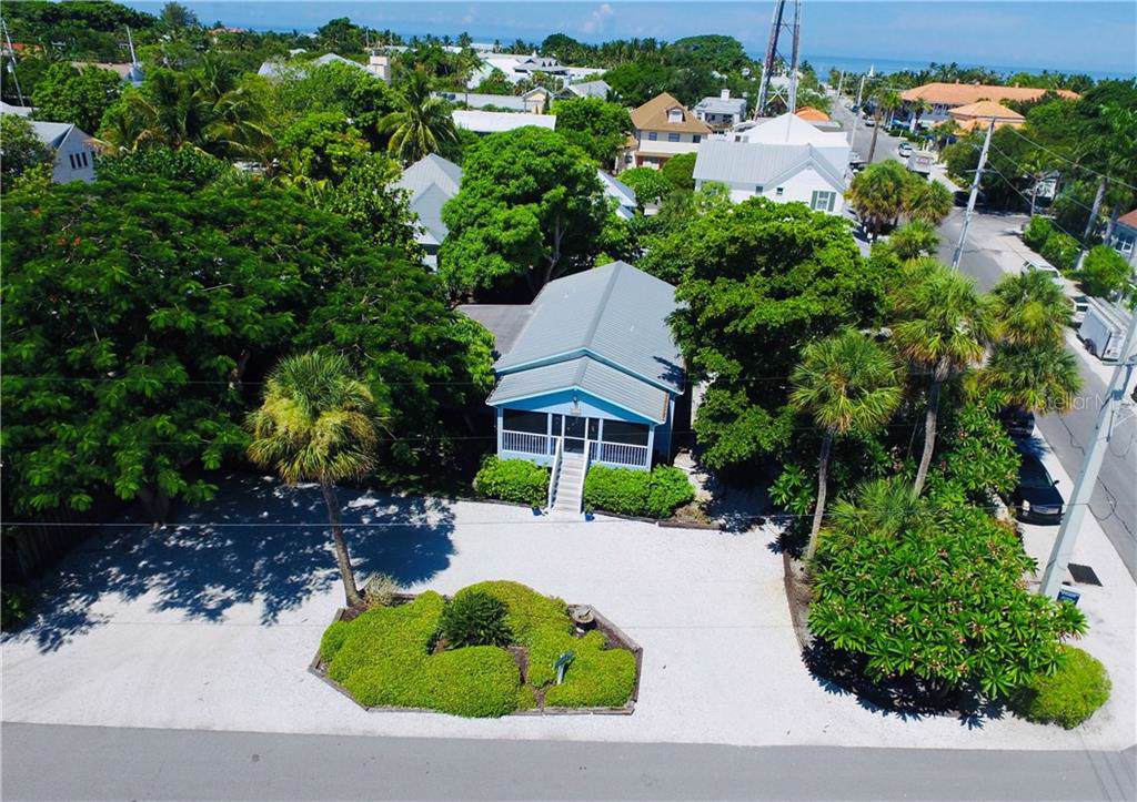 381 Tarpon Avenue - Photo 1