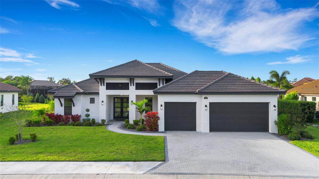 1969 Grasslands Boulevard - Photo 1