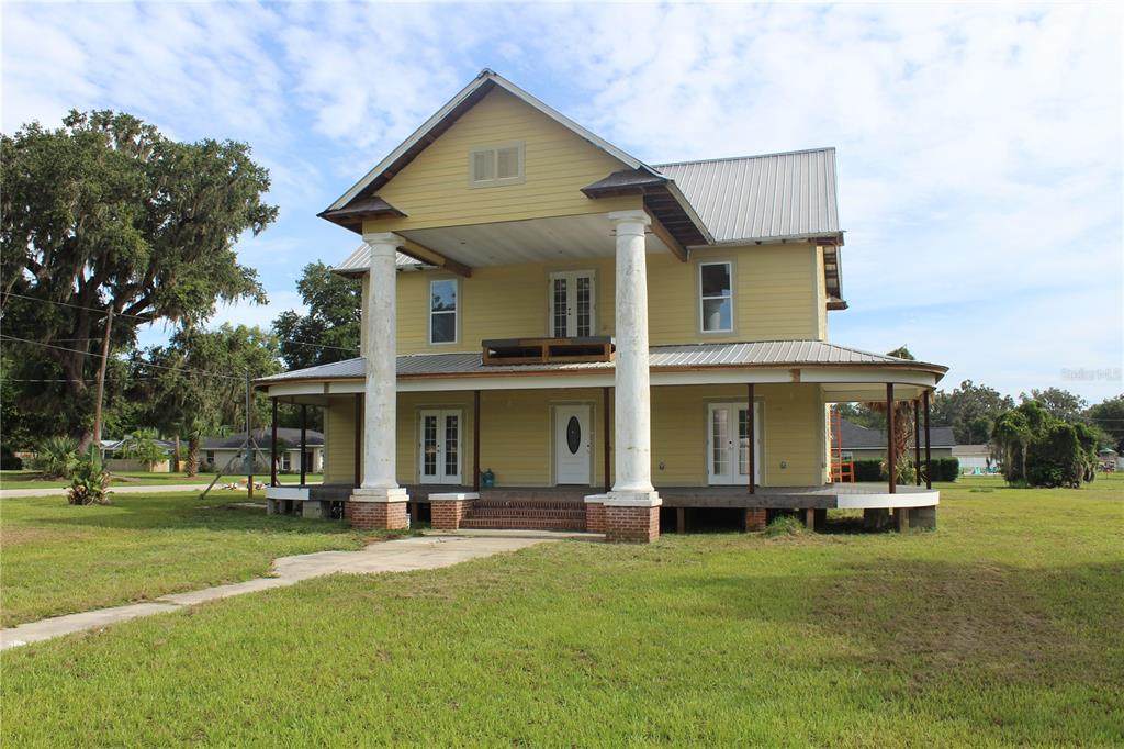 701 1ST Street - Photo 1
